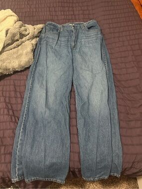Levi’s Cinch Baggy Med Wash Jeans